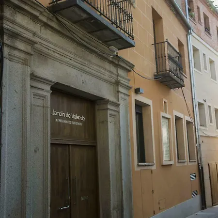 Apartamento Jardin De Velarde *